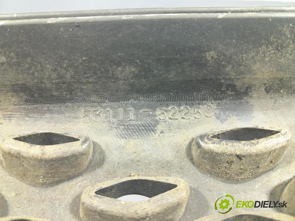 Toyota Yaris verso 2003 miežka / Gril: 53111-52240
