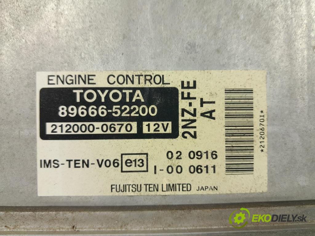 Toyota Yaris verso 2003 riadiaca jednotka Motor: 89666-52200