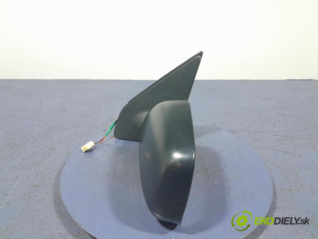 Toyota Yaris verso 2003 zrkadlo Vľavo: