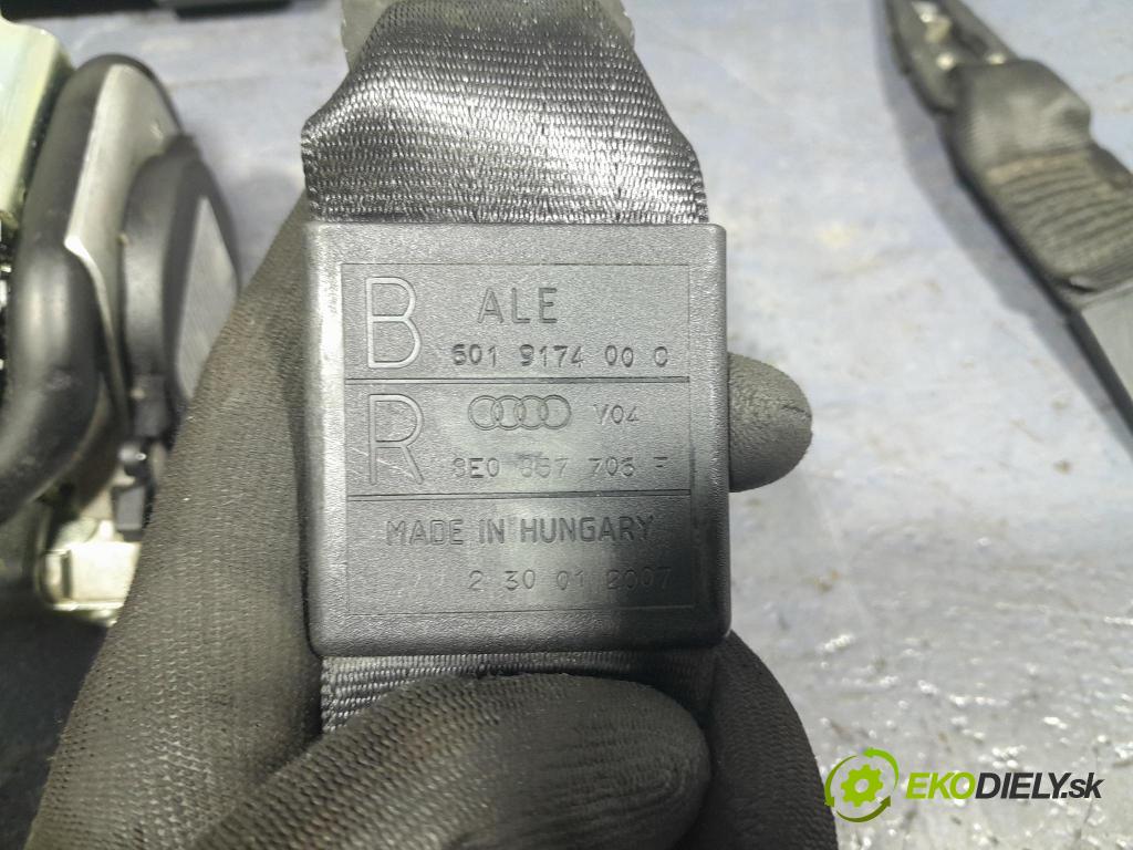 Audi A4 2007 kokpit,pristrojová doska
