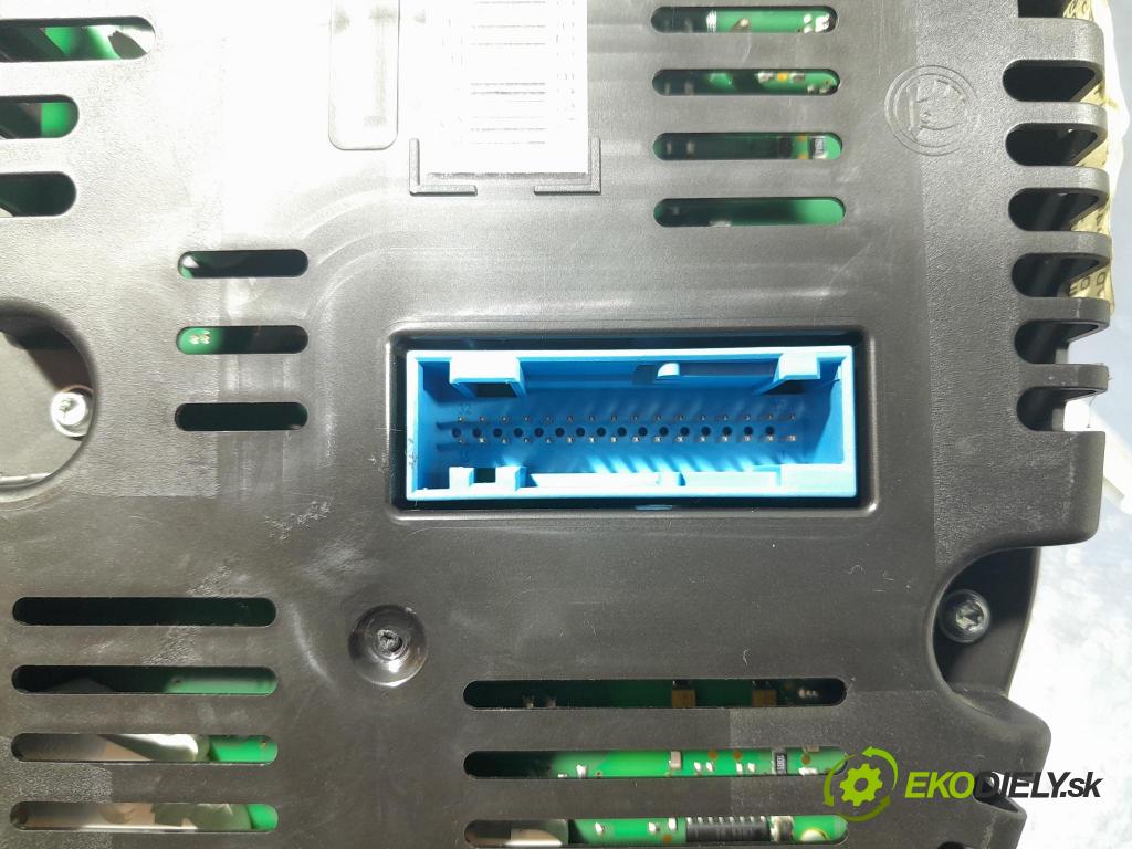 Skoda Octavia 2011 Přístrojová deska 1Z0920803M