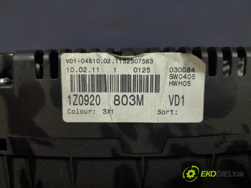 Skoda Octavia 2011 Přístrojová deska 1Z0920803M