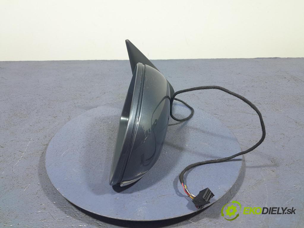 Skoda Octavia 2011 zpětné zrcátko prave