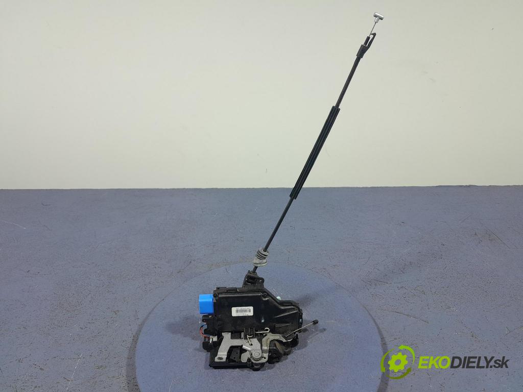 Skoda Octavia 2011 zámek dveře před Levý: 3D1837015AP