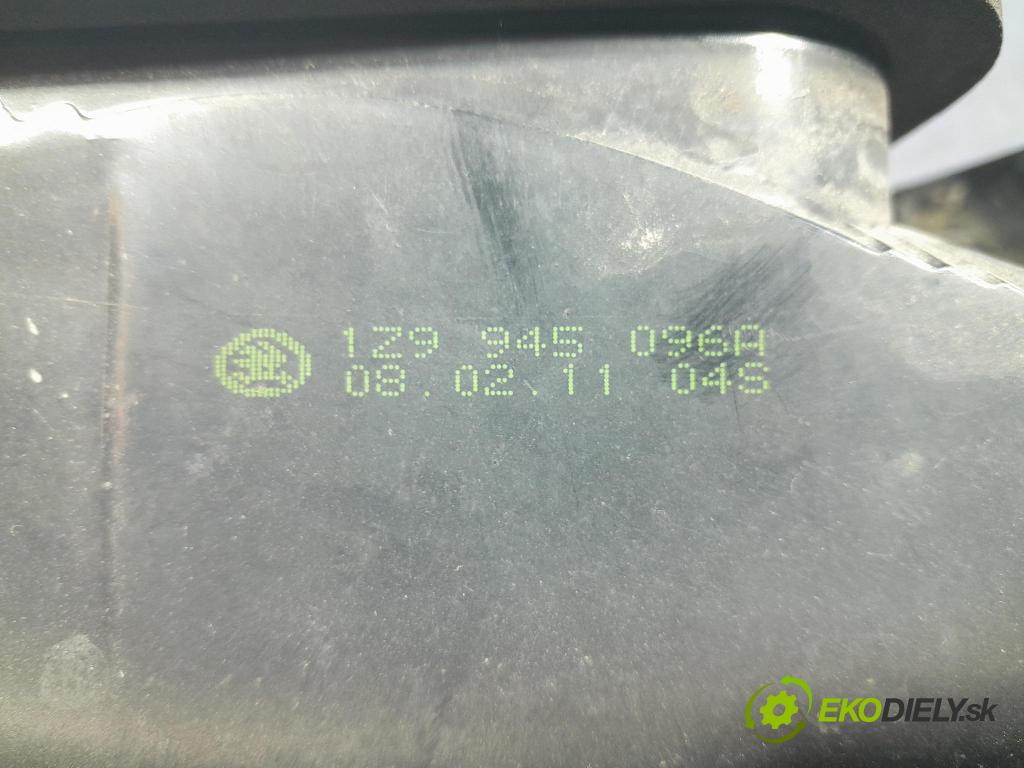 Skoda Octavia 2011 světlo Zad: Práva: Mimo: 1Z9945096A