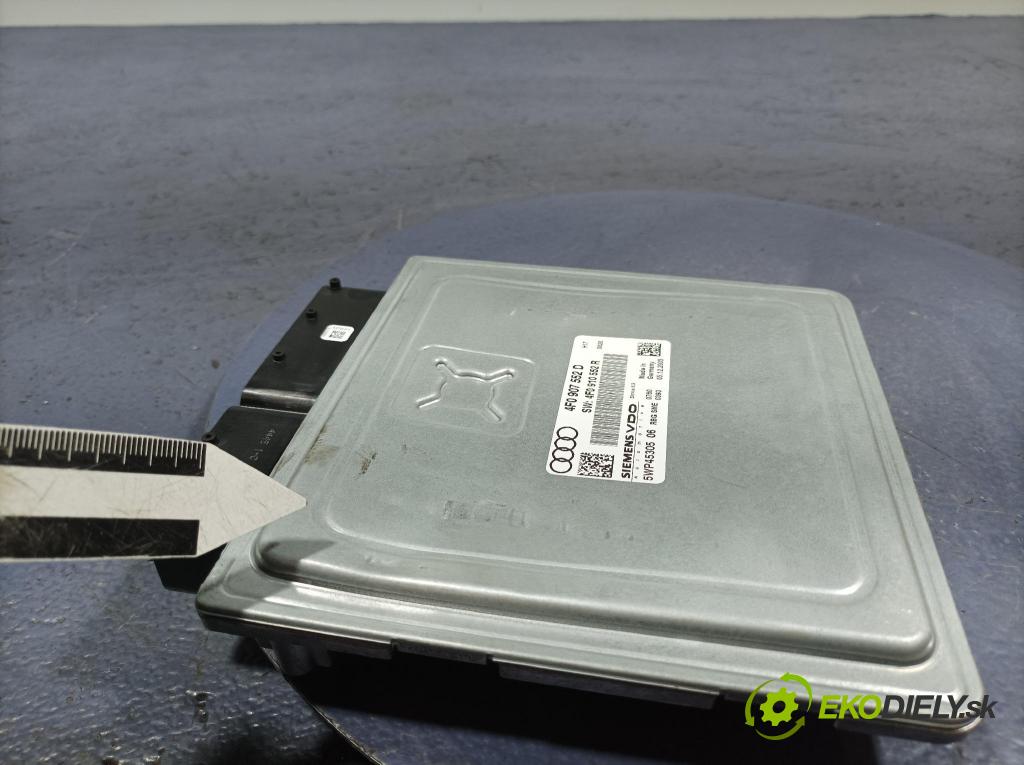 Audi A6 2006 řídící jednotka Motor: 4F0910552R