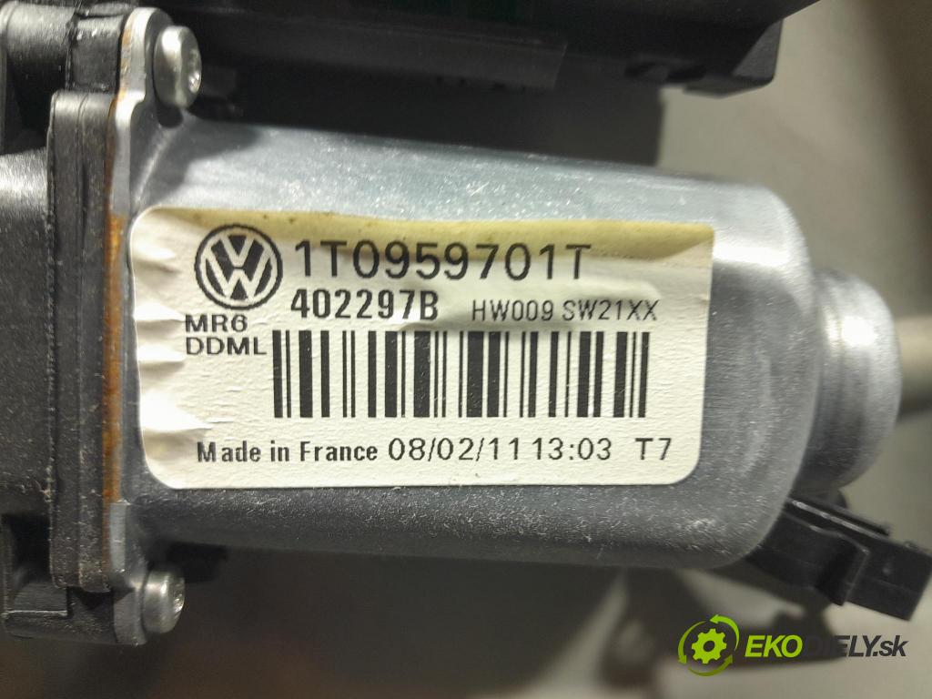 Skoda Octavia 2011 mechanismus stahování Sklenka: před Levý: 1Z1837655P