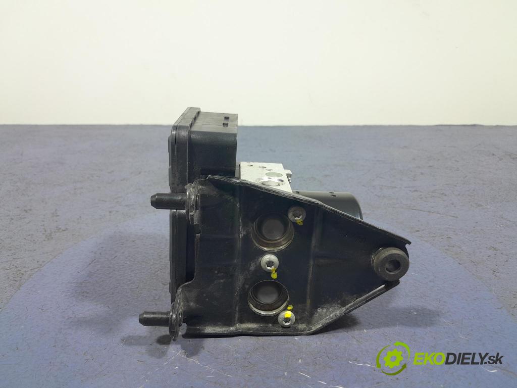 Skoda Octavia 2011 čerpadlo ABS x 1K0614517CN