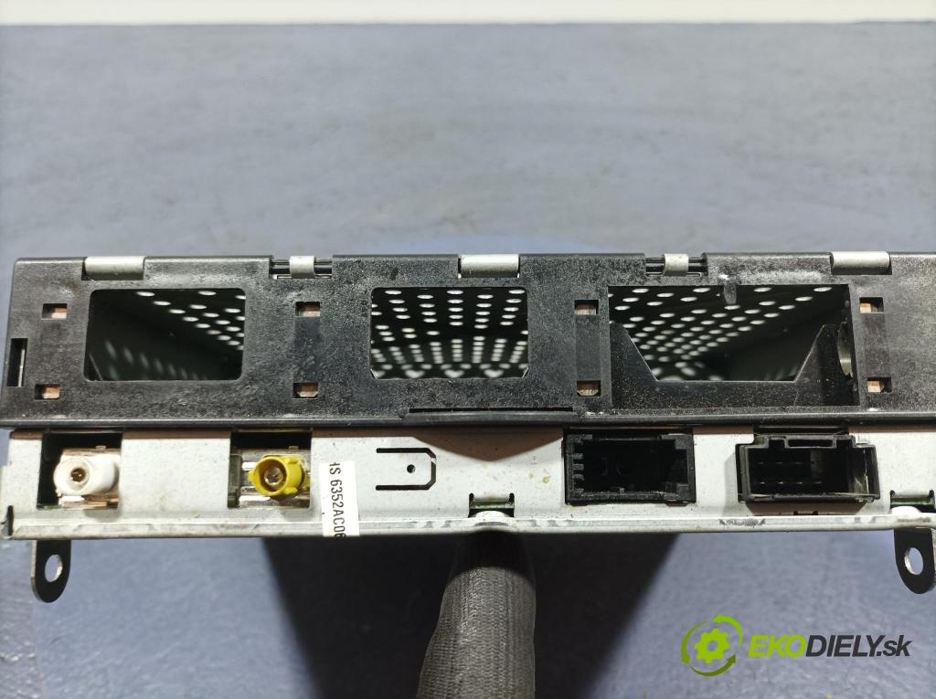 Audi A6 2006 Radio I Navigace: 4F0035541E