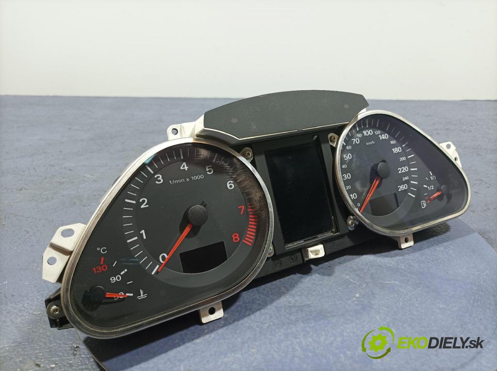 Audi A6 2006 Přístrojová deska