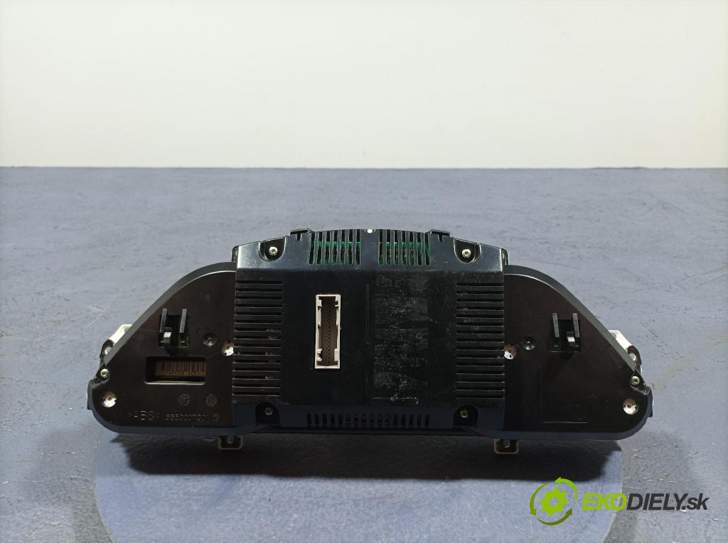 Audi A6 2006 Přístrojová deska