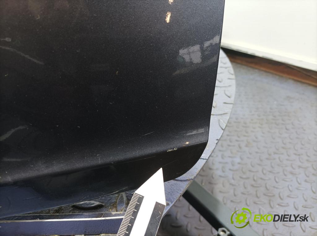 Skoda Octavia 2011 zadna dveře kufra: kufra: