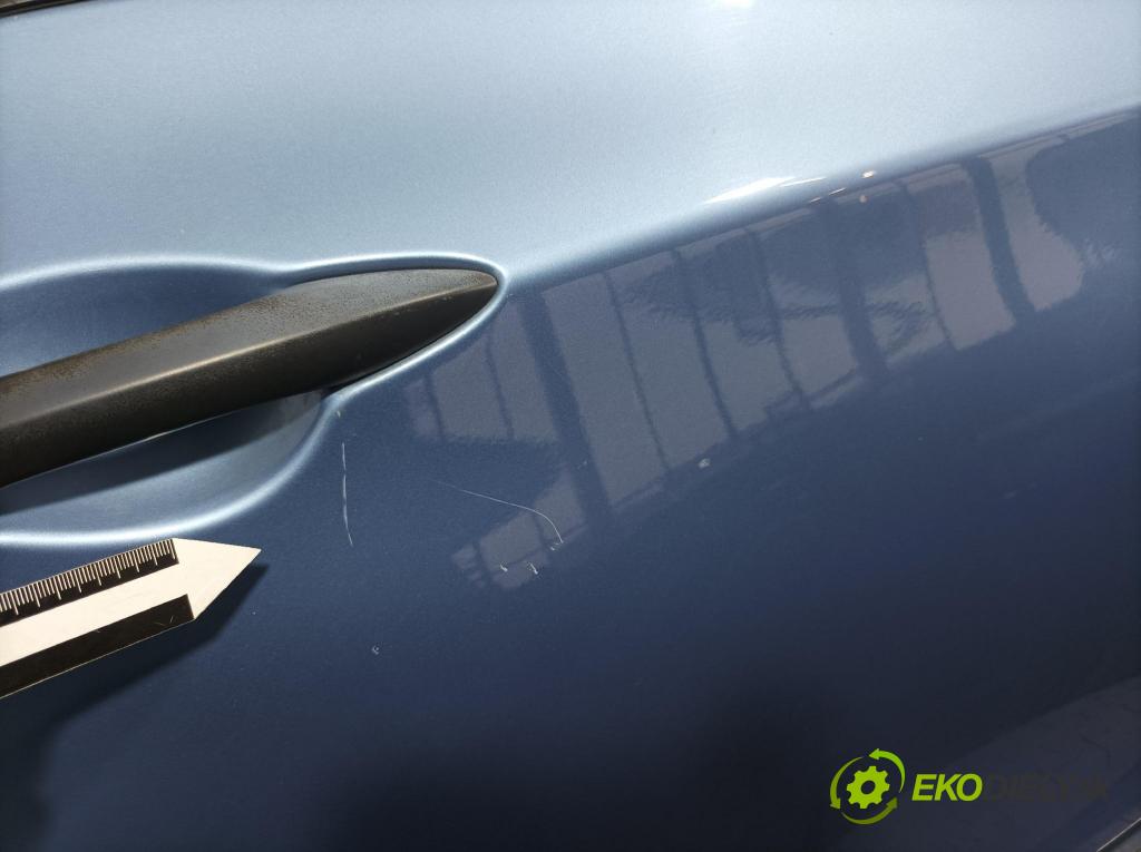 Hyundai I30 2012 dvere zad pravé