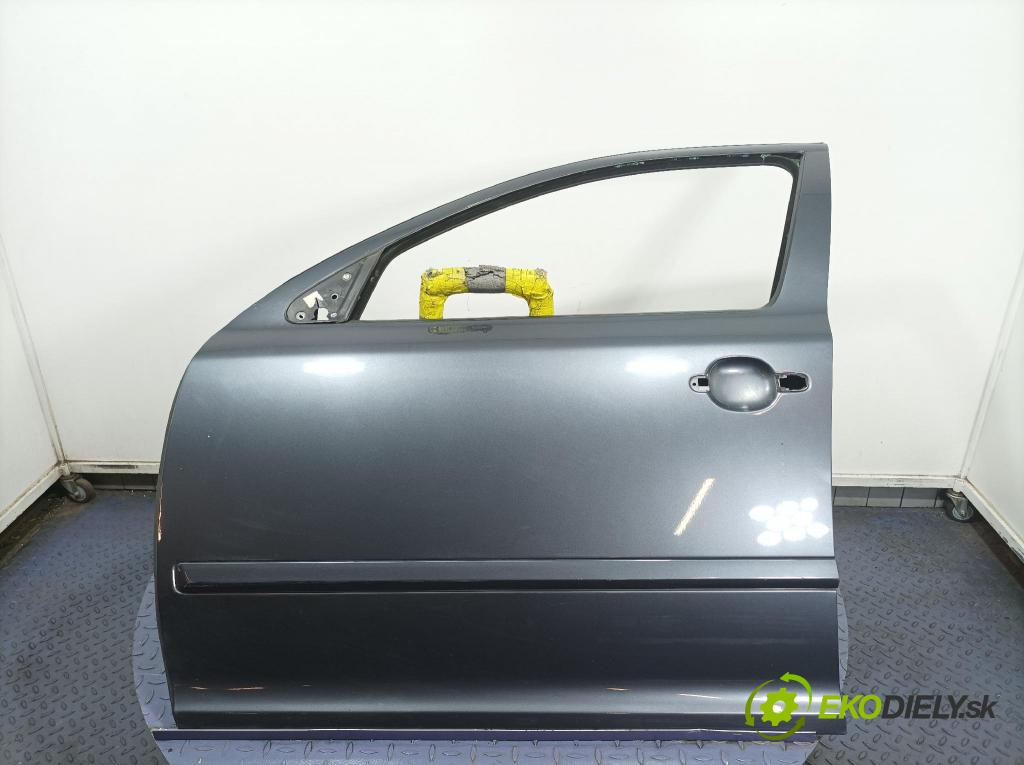 Skoda Octavia 2011 dvere Predné Vľavo: