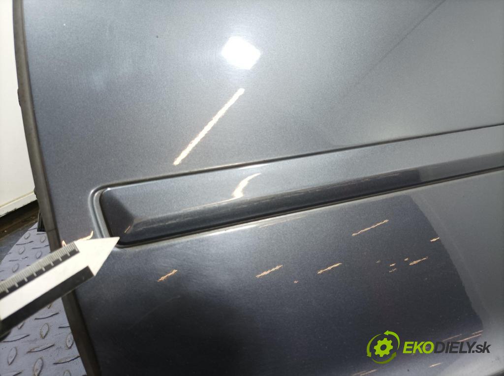 Skoda Octavia 2011 dvere Predné Vľavo: