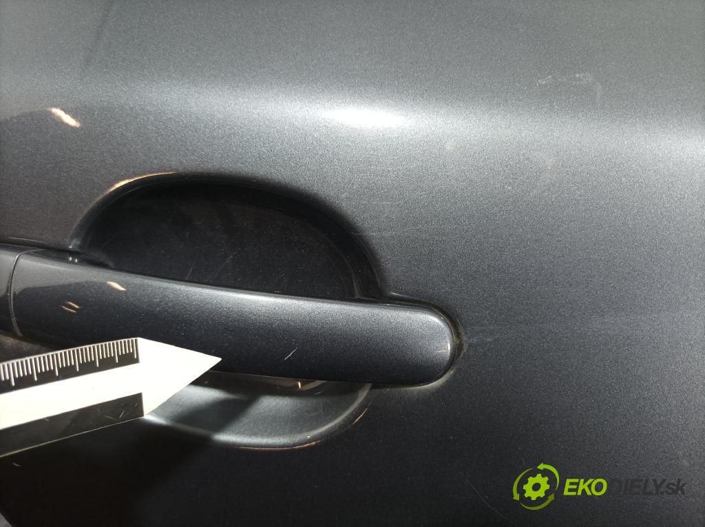 Skoda Octavia 2011 dvere zad pravé