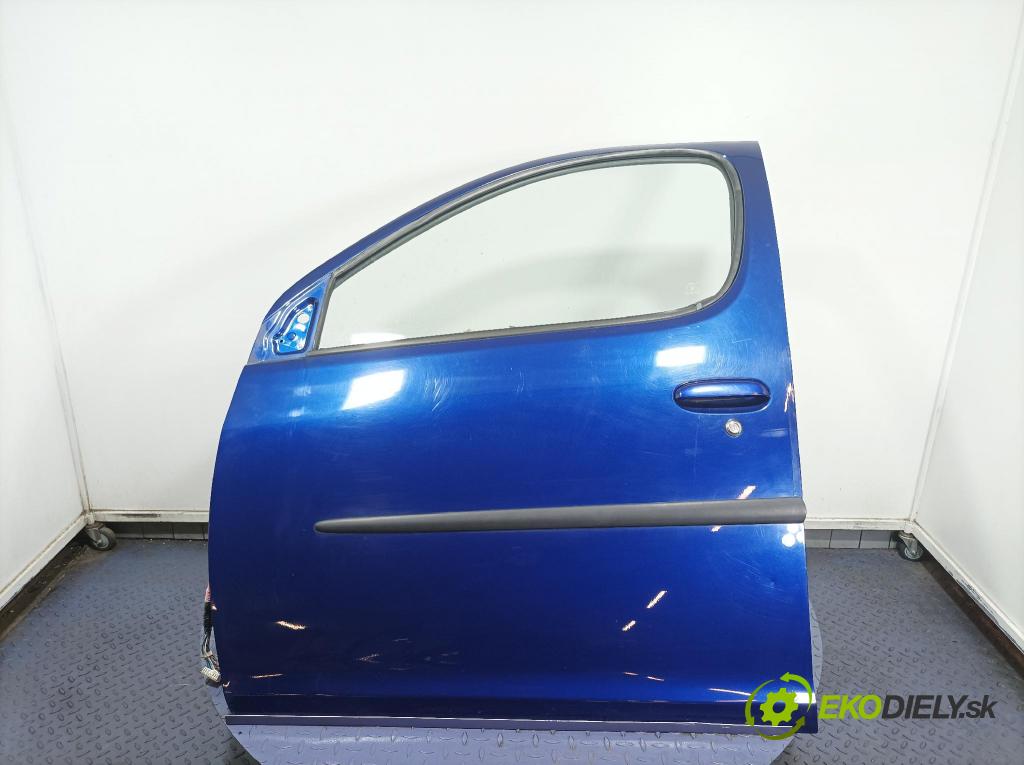 Toyota Yaris verso 2003 dvere Predné Vľavo: