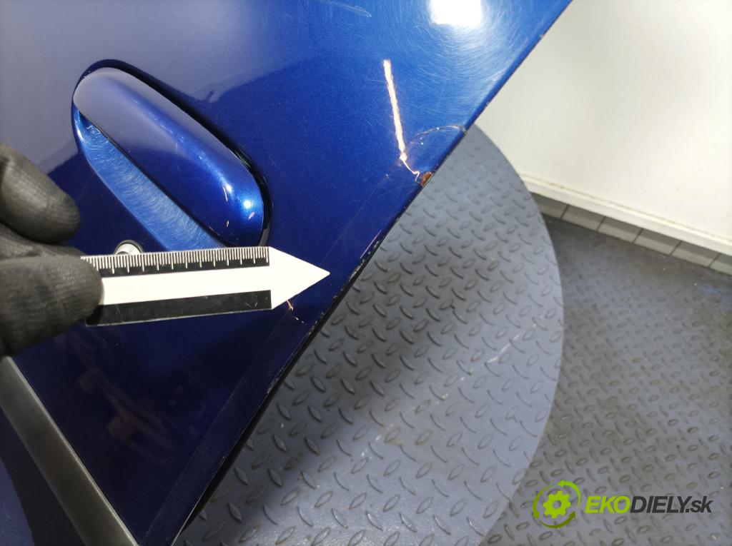 Toyota Yaris verso 2003 dvere Predné Vľavo: