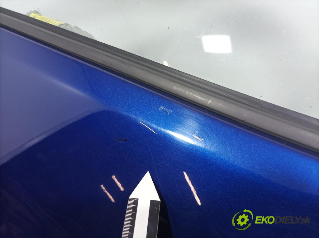 Toyota Yaris verso 2003 dvere Predné Vľavo: