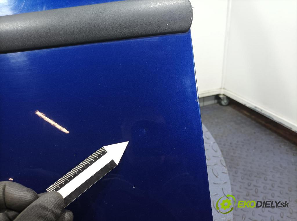 Toyota Yaris verso 2003 dvere Predné Vľavo: