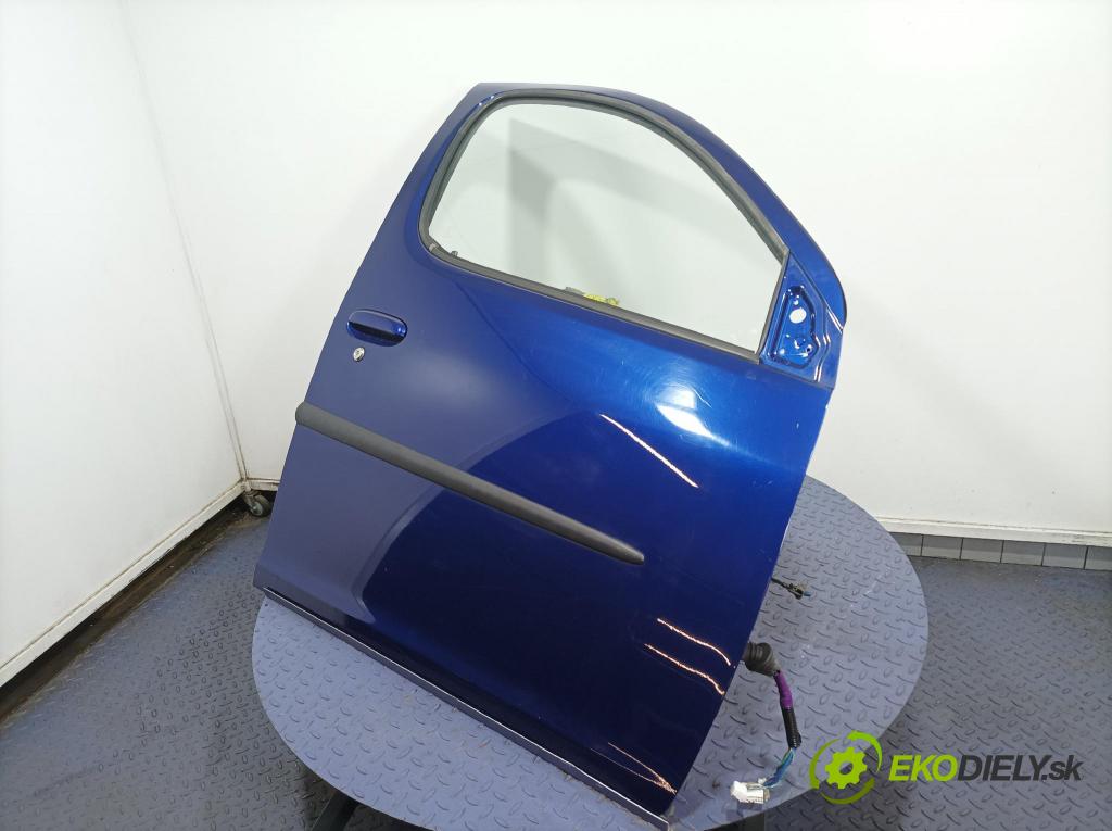 Toyota Yaris verso 2003 dvere Predné pravé