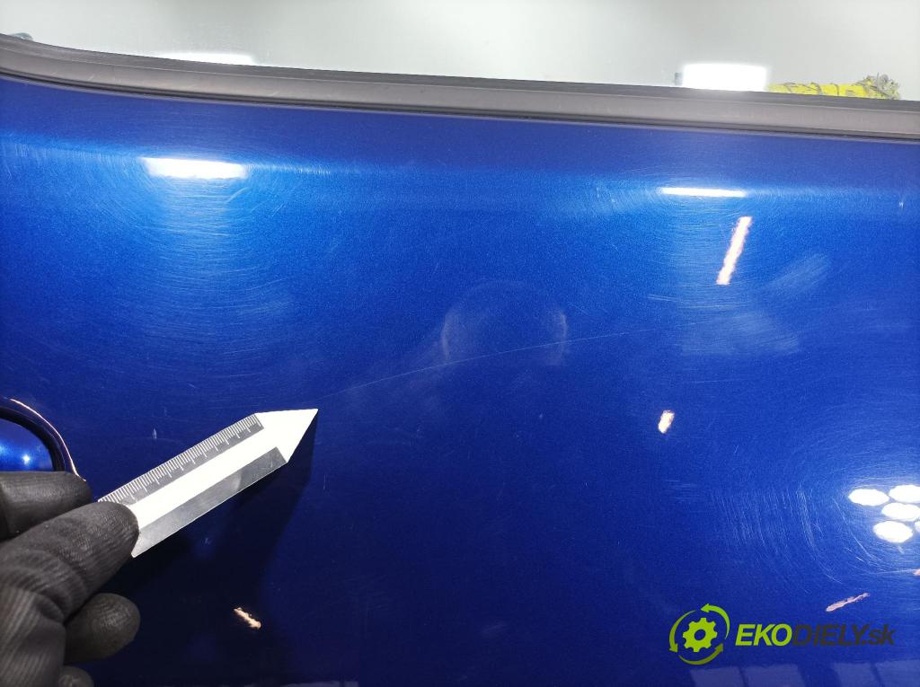 Toyota Yaris verso 2003 dvere Predné pravé