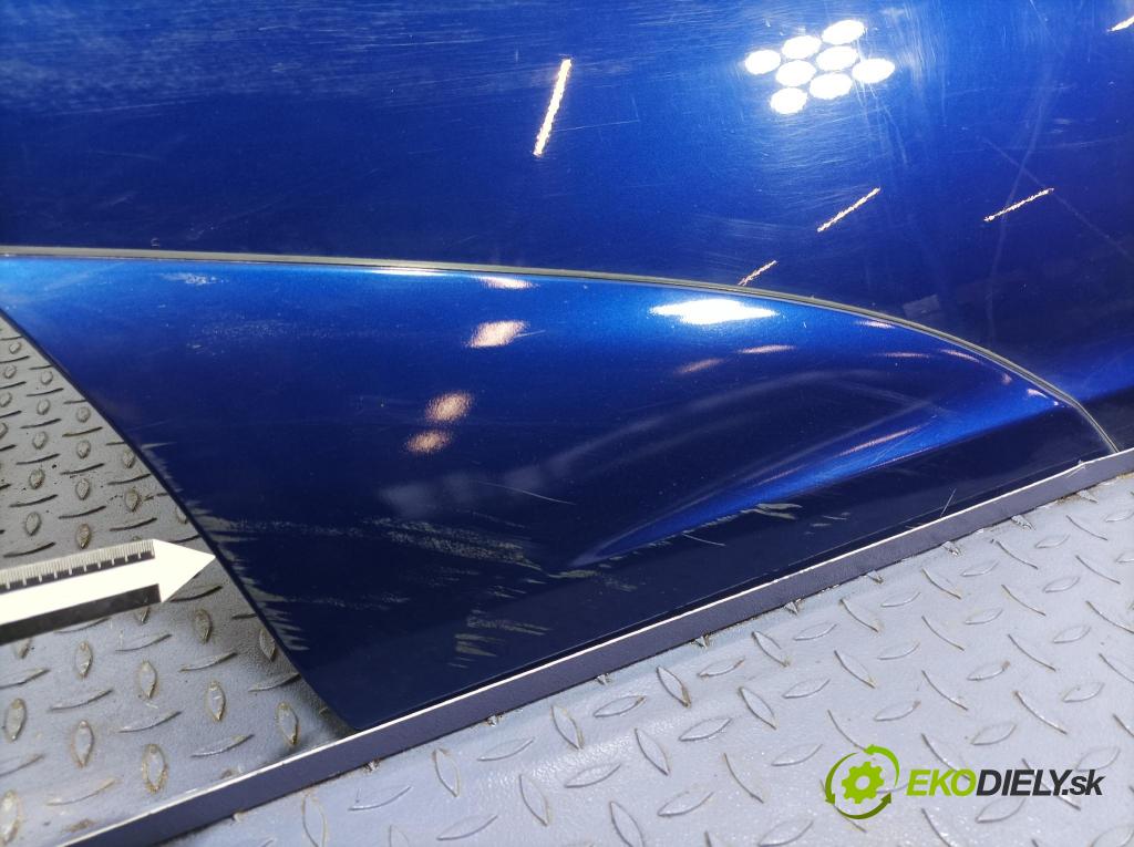 Toyota Yaris verso 2003 dvere zad pravé