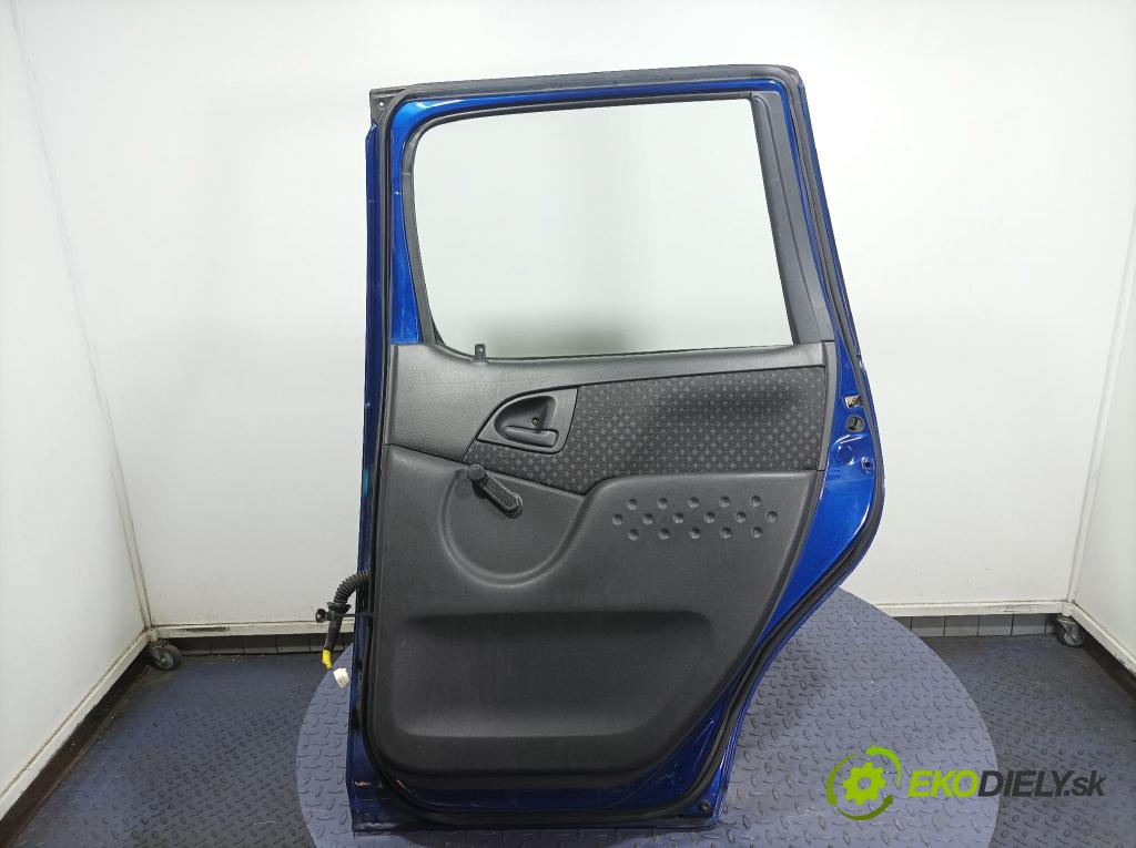 Toyota Yaris verso 2003 dvere zad pravé
