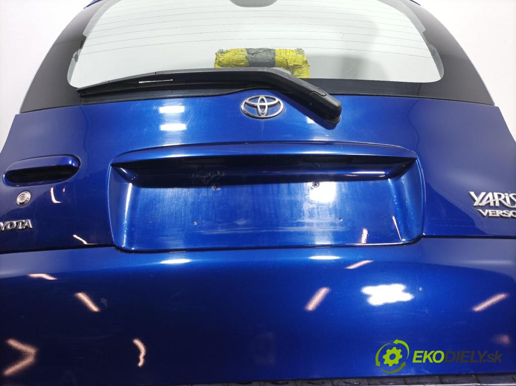 Toyota Yaris verso 2003 zadna dveře kufra: kufra: