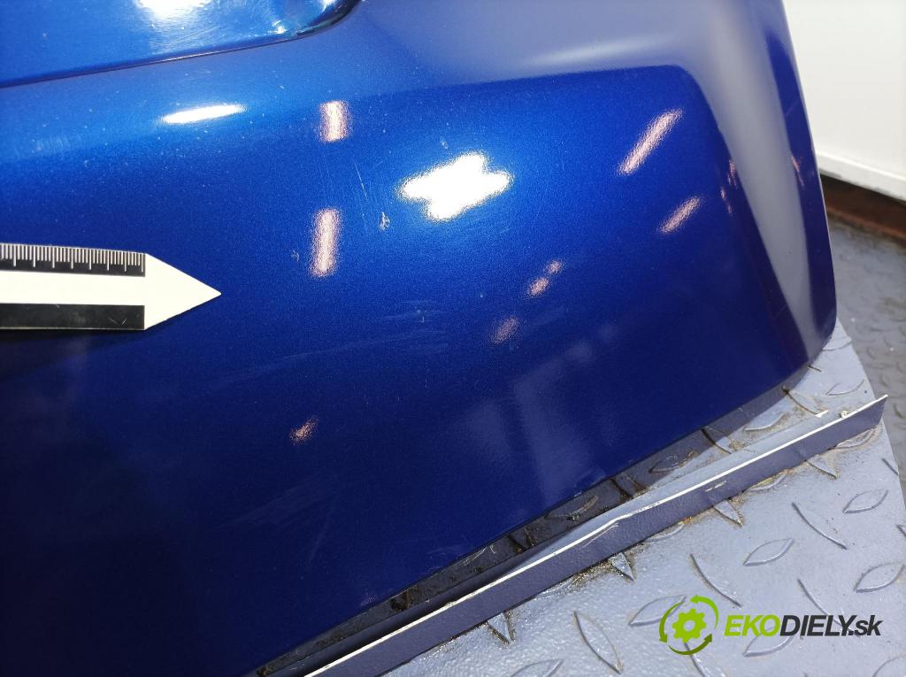 Toyota Yaris verso 2003 zadna dveře kufra: kufra: