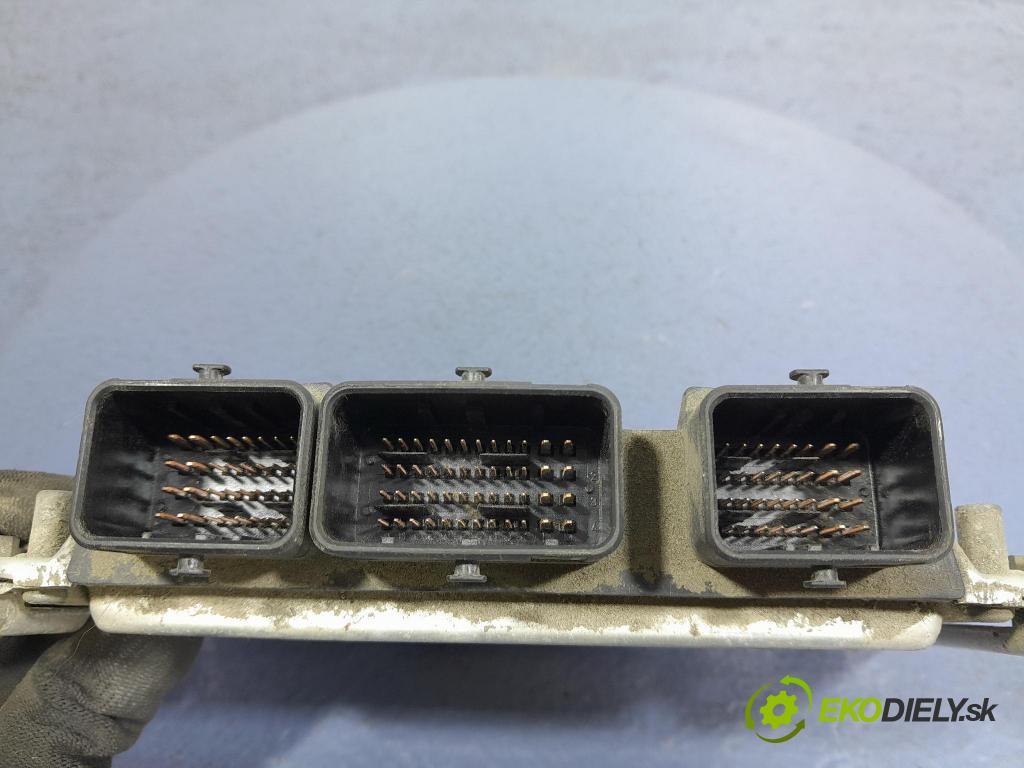 Peugeot 1007 2005 riadiaca jednotka Motor: 9658477080