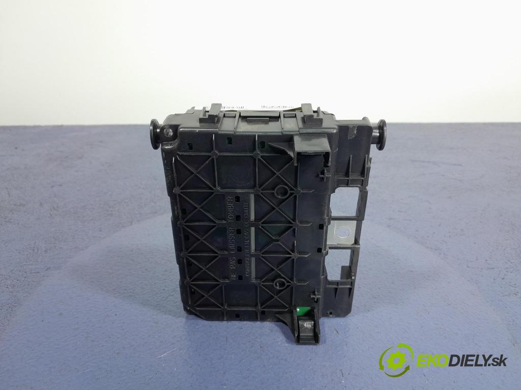 Peugeot 1007 2005 skrinka Poistky: 9650618480