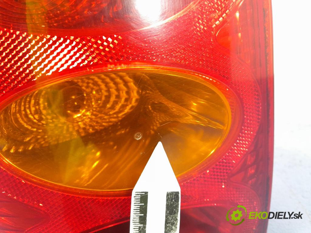 Peugeot 1007 2005 svetlo / reflektor zad ľavá Vonkajsia: