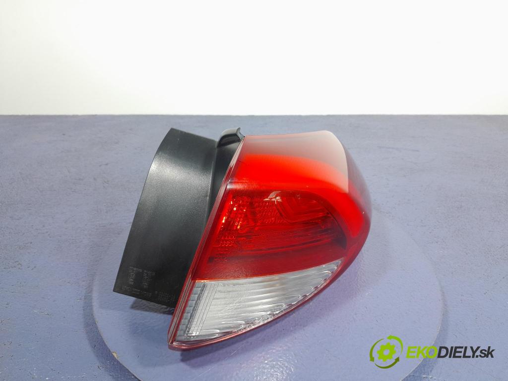 Hyundai Tucson 2016 svetlo / reflektor zad Prava: Vonkajsia: 92402-D3