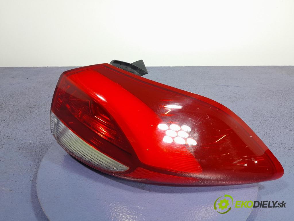 Hyundai Tucson 2016 svetlo / reflektor zad Prava: Vonkajsia: 92402-D3
