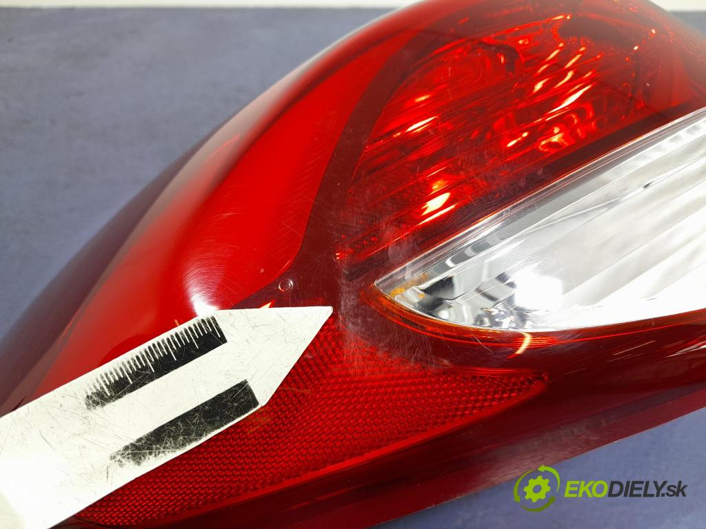 Hyundai Tucson 2016 svetlo / reflektor zad ľavá Vonkajsia: 92401-D3