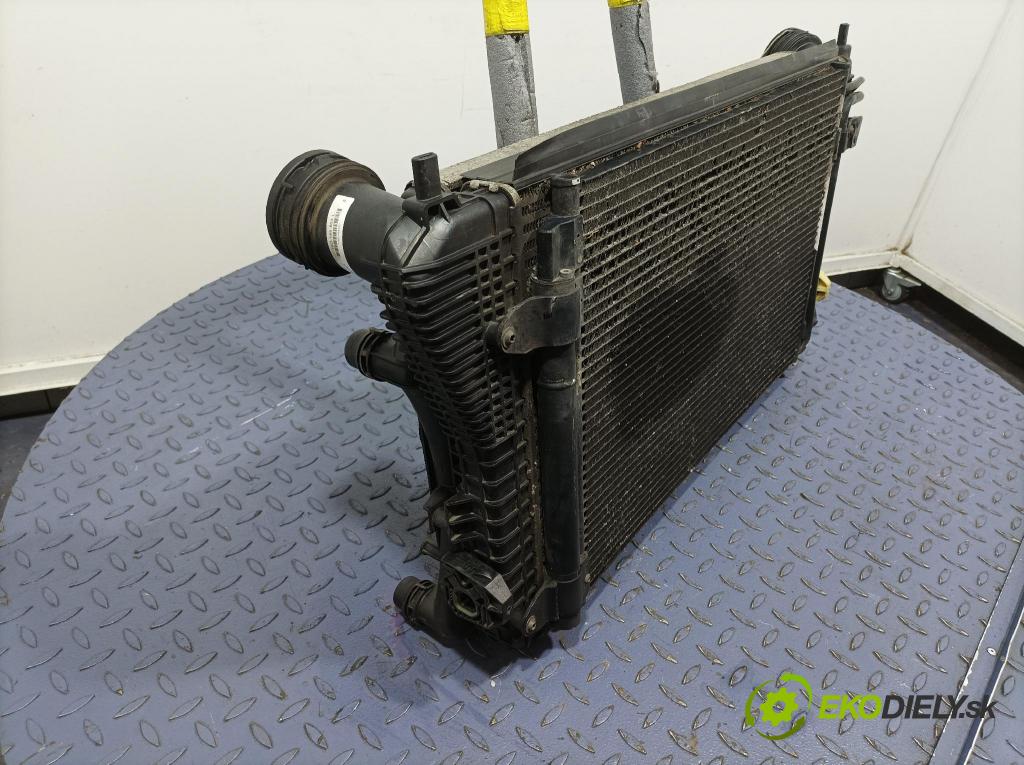 Vw Golf 2008 chladič Voda: 1K0121253AA