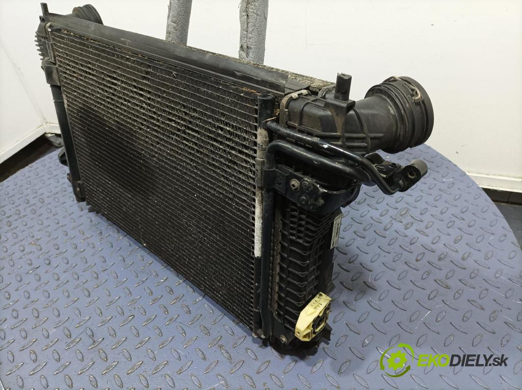 Vw Golf 2008 chladič Voda: 1K0121253AA