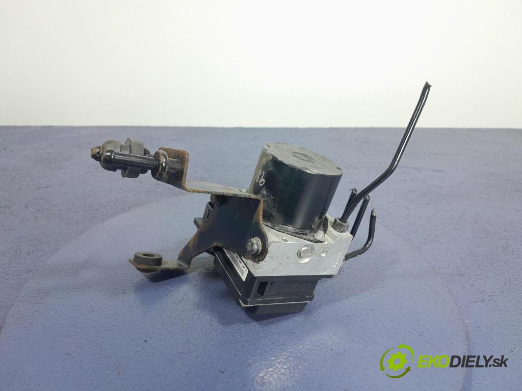 Seat Cordoba 2005 čerpadlo ABS x 6Q0614117Q
