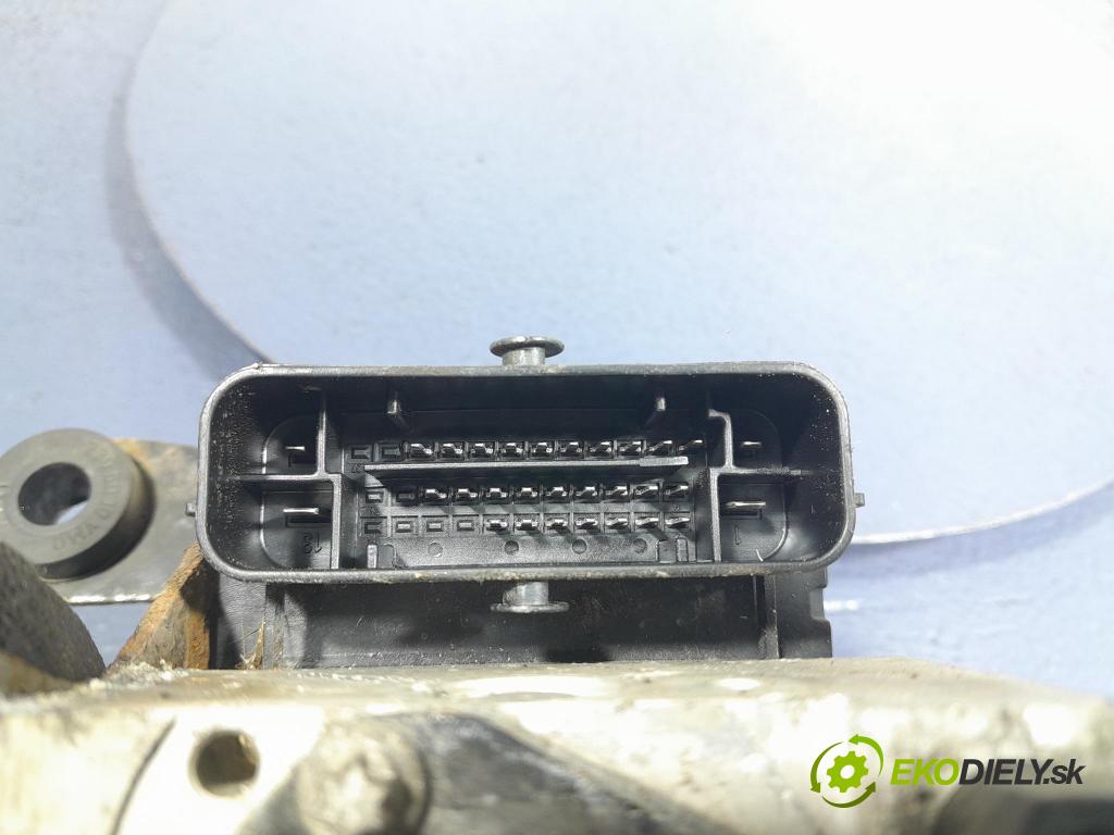 Seat Cordoba 2005 čerpadlo ABS x 6Q0614117Q