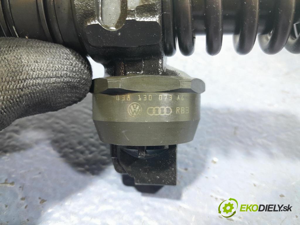 Vw New beetle 0 vstrek 038130073AG