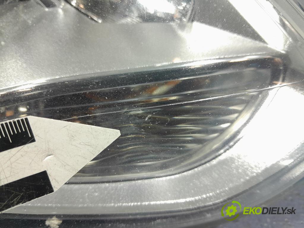 Ford Focus 0 Reflektor: v pravo: BM51- 13D154