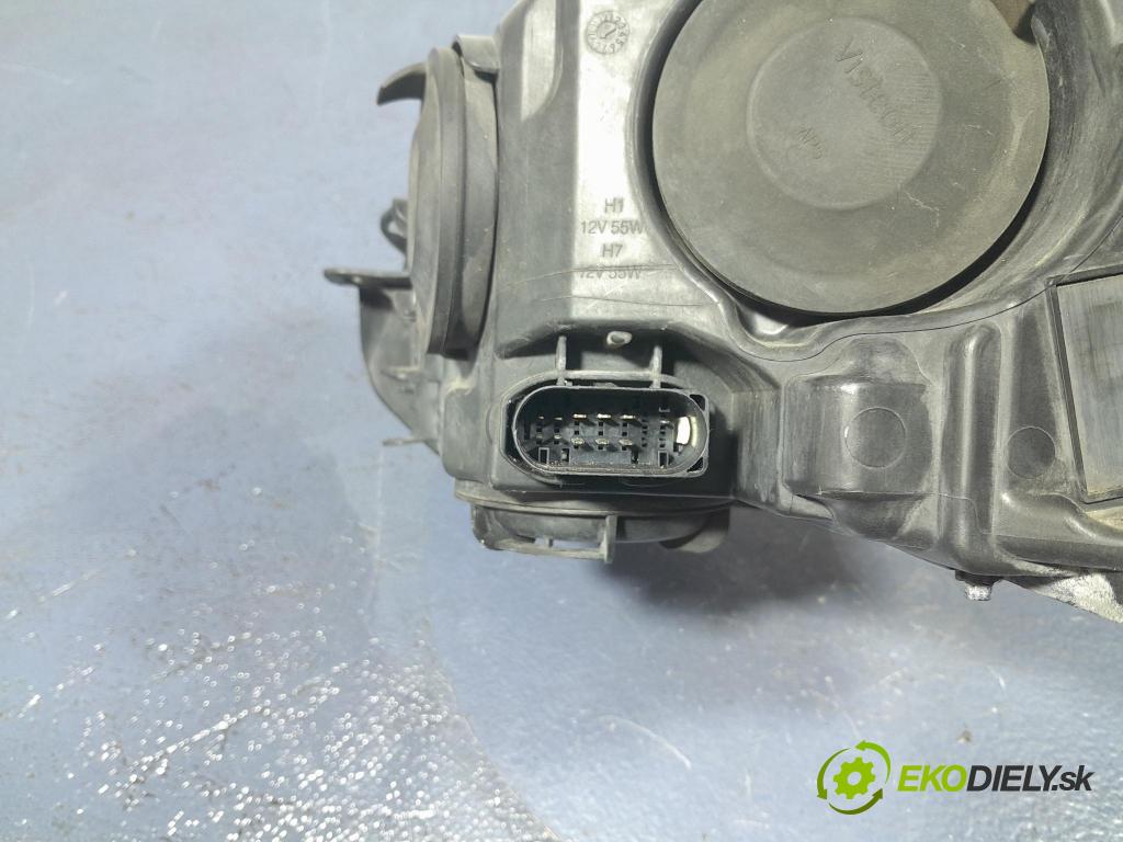 Ford Focus 0 Reflektor: v pravo: BM51- 13D154