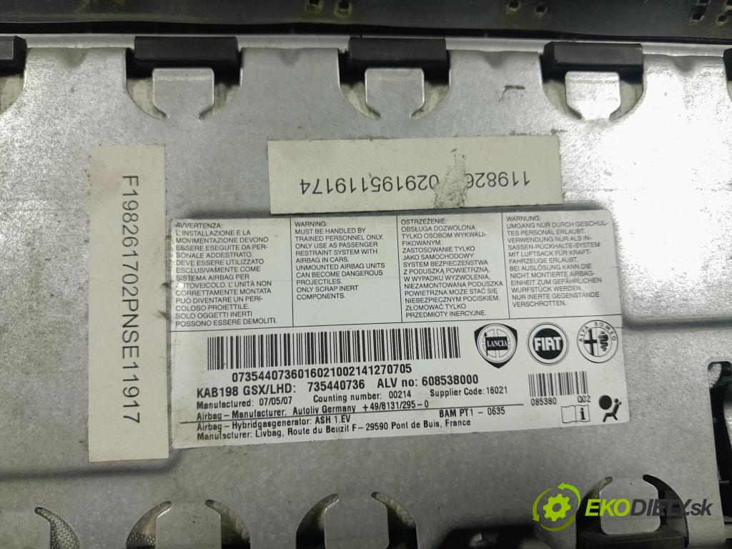 Fiat Bravo 2007 Airbag: Koleno: x 735440736
