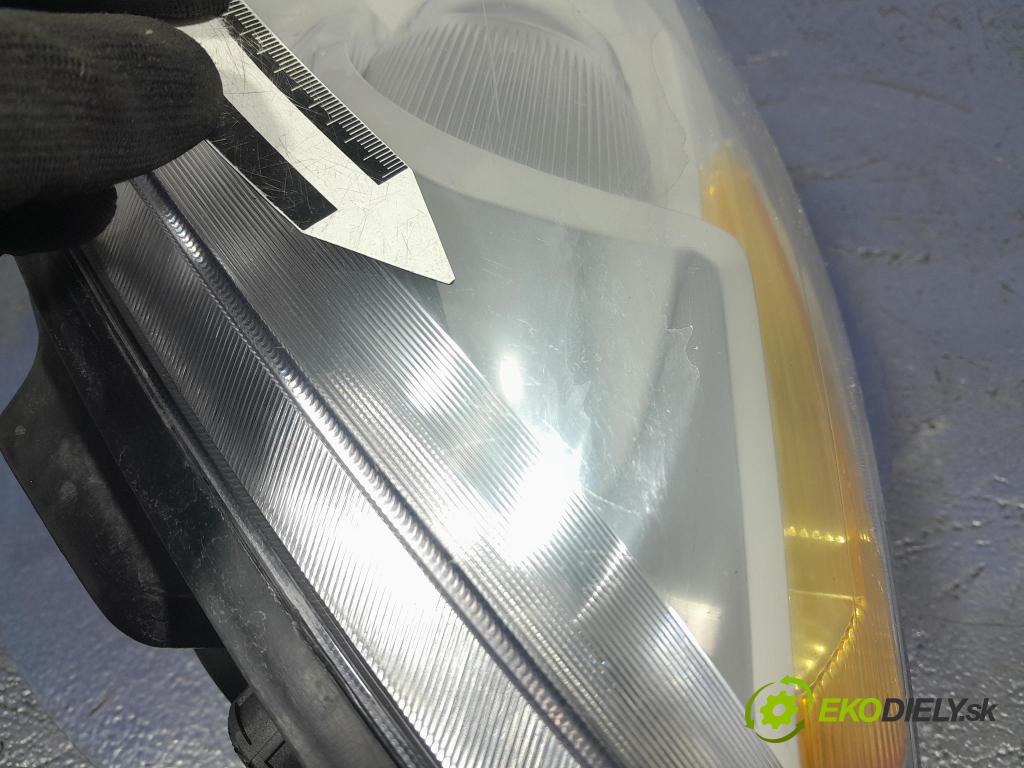 Fiat Bravo 2007 Reflektor: v pravo: