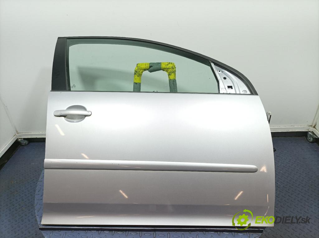 Vw Golf 2008 dvere Predné pravé