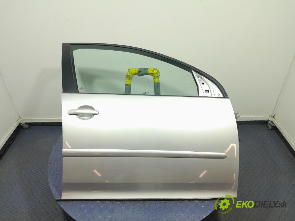 Vw Golf 2008 dvere Predné pravé