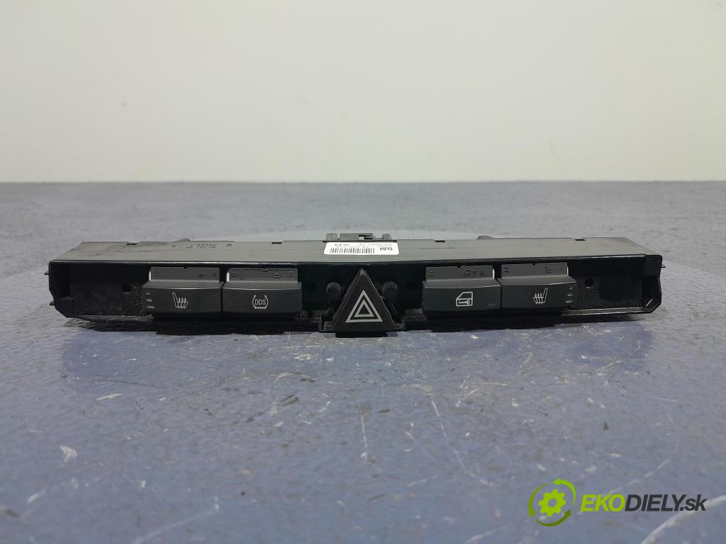 Opel Zafira 2009 prepínač svetiel NÚDZA: 13100113