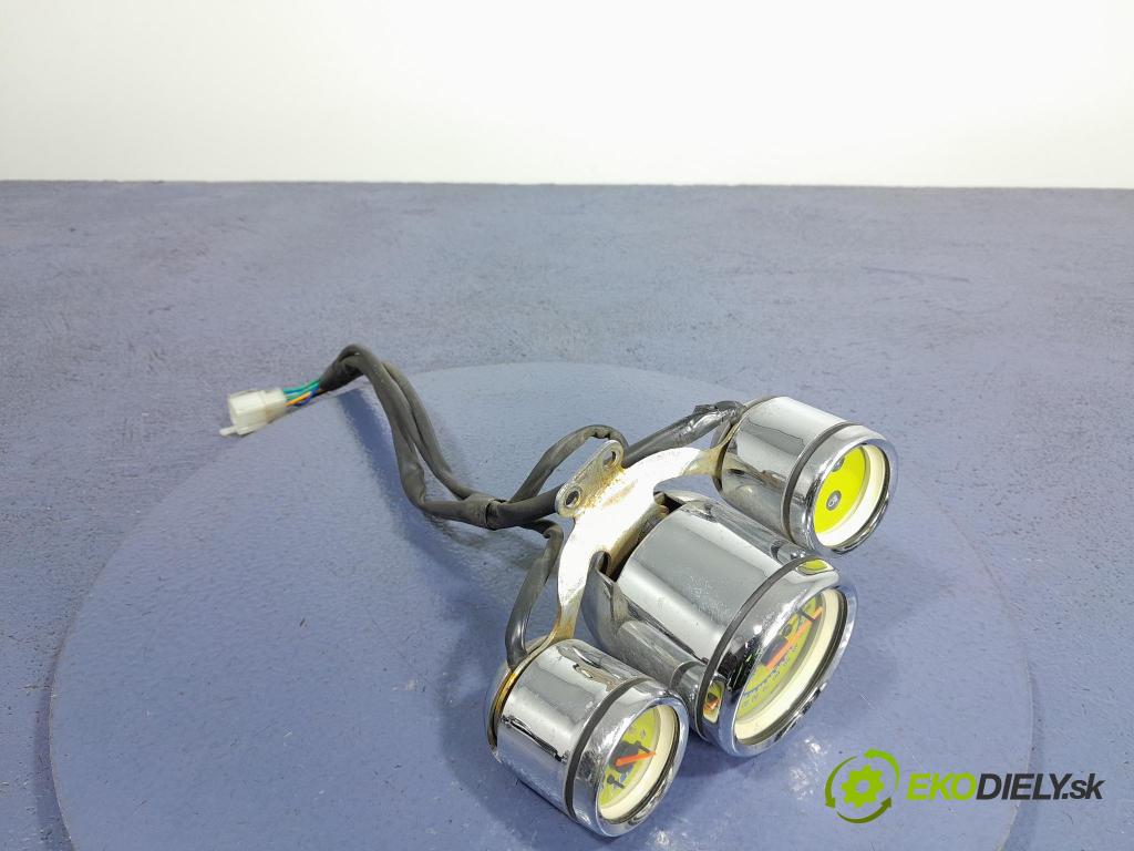 Adams Jl125t-10 2006 prístrojovka/ budíky 