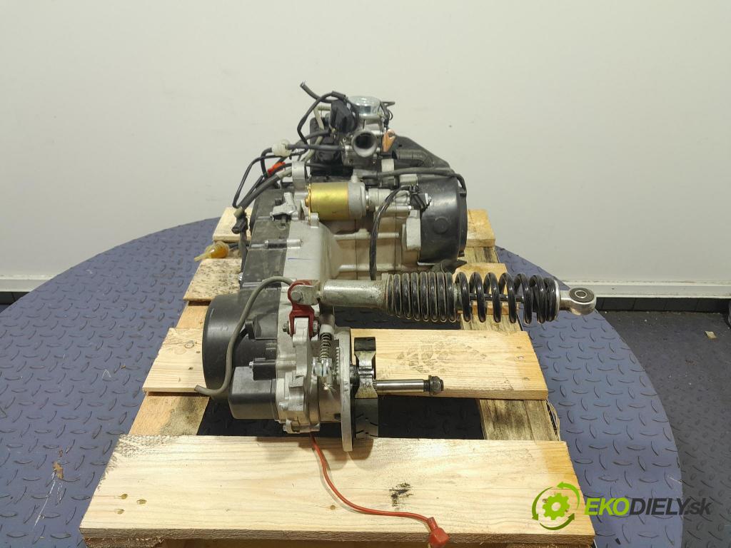Adams Jl125t-10 2006 motor Benzín:
